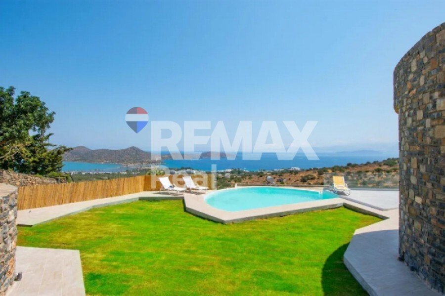 Villa in Community of Elounta, Agios Nikolaos Municipal Unit, Greece 2 - 19124261