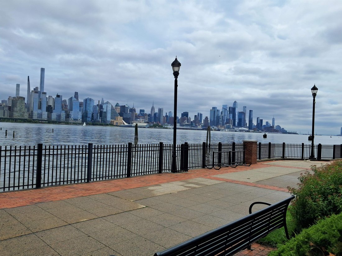 Condominio a Guttenberg, New Jersey, Stati Uniti 1 - 19120898