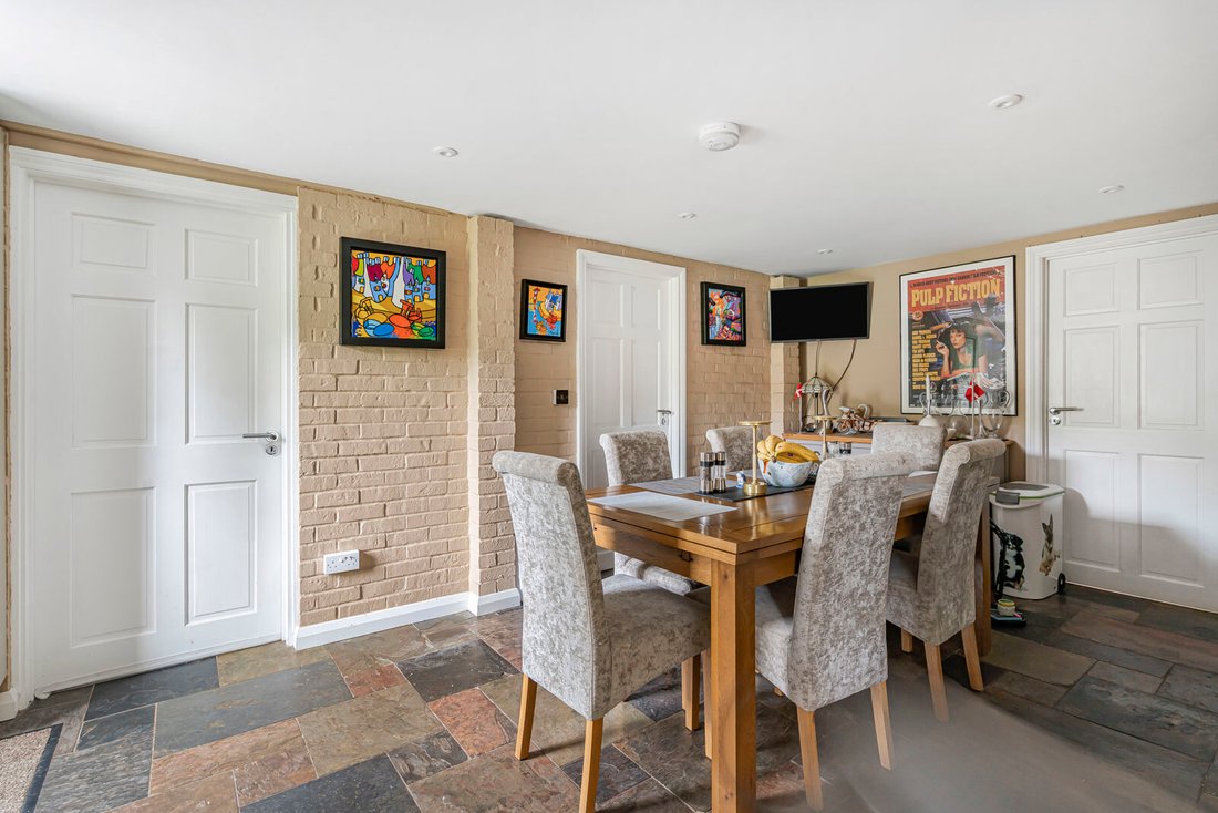 Haus in Frensham, England 4 - 19121808