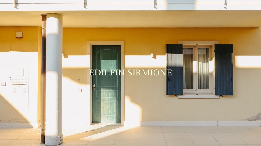 Wohnung in Colombare, Sirmione, Lombardei 1 - 17396272