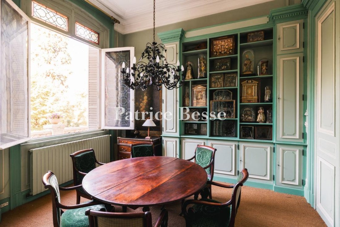 Apartment in Marnes-la-Coquette, Ile-de-France, France 5 - 19126448
