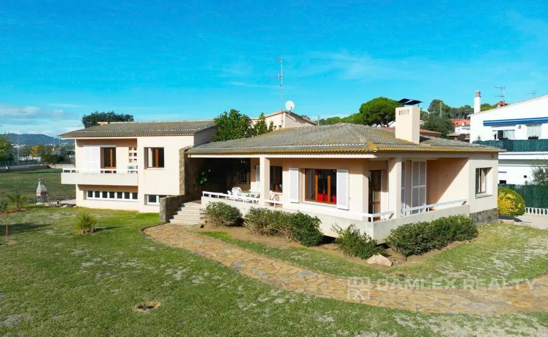 Casa a Calonge i Sant Antoni, Catalogna, Spagna 2 - 13825856