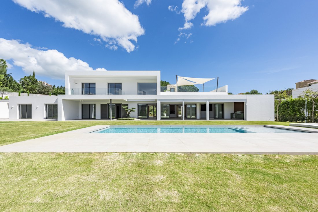 Villa in Sotogrande, San Roque, Andalusia 3 - 19128470