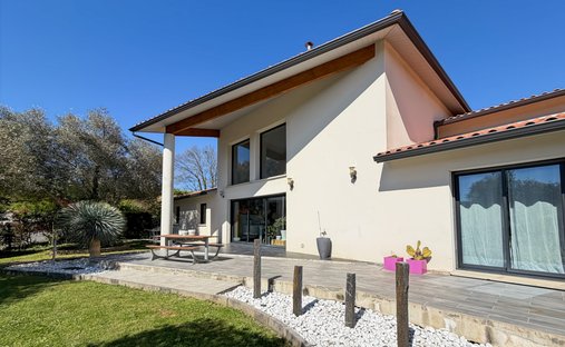 Villa en Mauzac, Occitania, Francia 1
