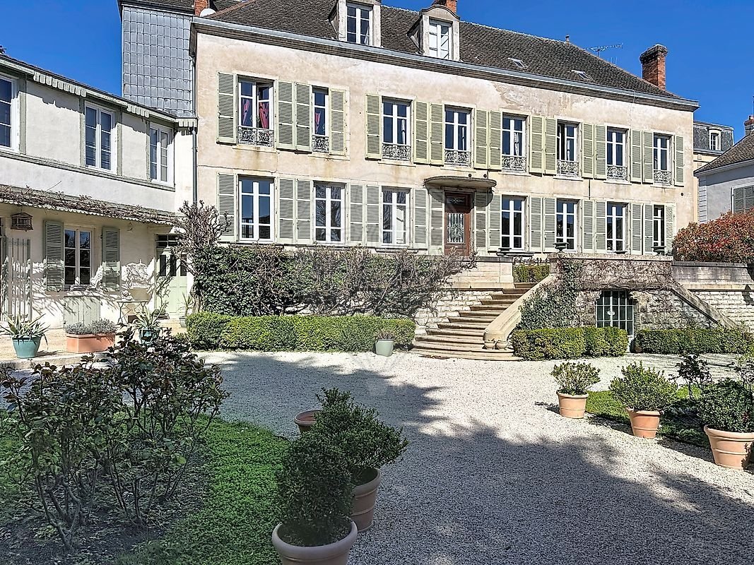Haus in Chalon-sur-Saône, Bourgogne-Franche-Comté, Frankreich 1 - 19129980