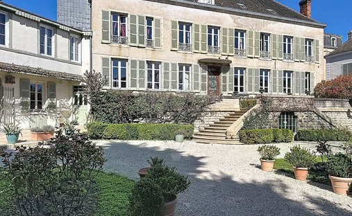 Haus in Chalon-sur-Saône, Bourgogne-Franche-Comté, Frankreich 1