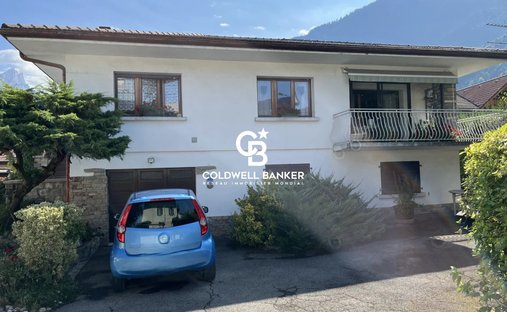 House in Marlioz, Passy, France 1