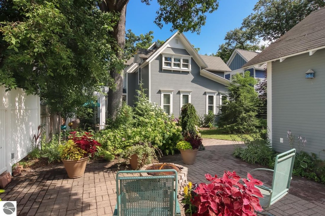 Maison à Traverse City, Michigan, États-Unis 4 - 19124136