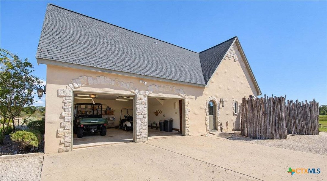 House in Cuero, Texas, United States 5 - 19128382