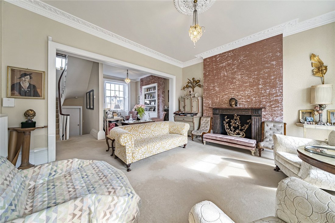 House in Richmond Upon Thames, England 2 - 19122476