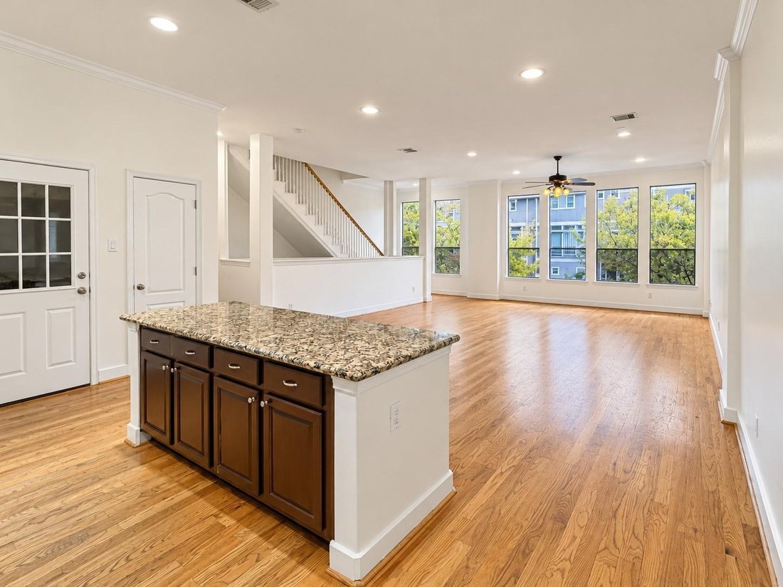 House in Houston, Texas, United States 4 - 19126289