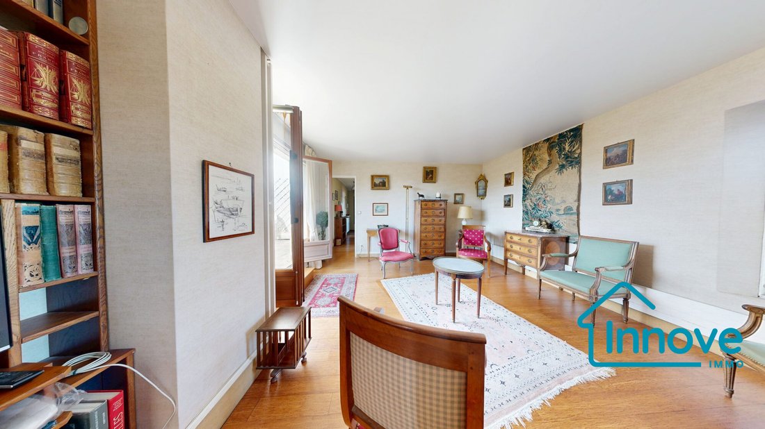 Appartamento a Domaine Nazionale del Castello, Versailles, Francia 3 - 19128085