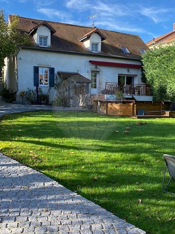 Casa a Centre Ville Haut, Bellerive-sur-Allier, Francia 1 - 19129298