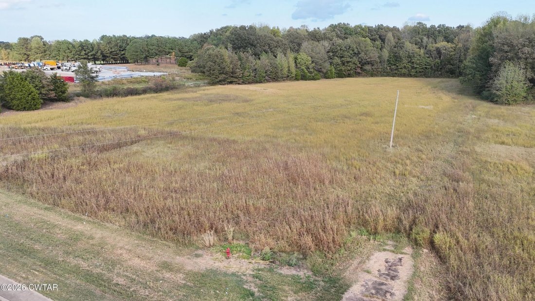 Land in Parkers Crossroads, Tennessee, Vereinigte Staaten 2 - 19133325
