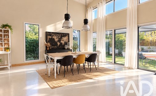 House in Bourg Nord, Orvault, France 1