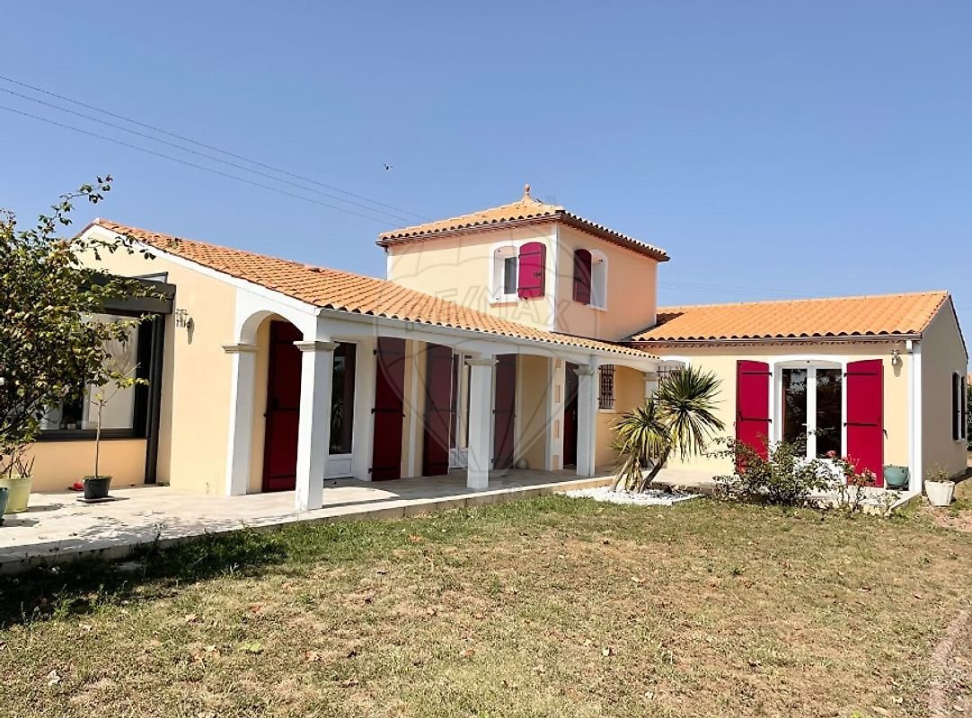 Villa à Le Gua, Nouvelle-Aquitaine, France 3 - 19129707
