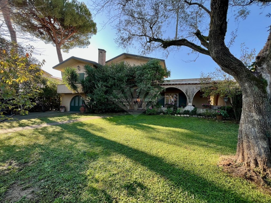 Villa a Pietrasanta, Toscana, Italia 2 - 19124933