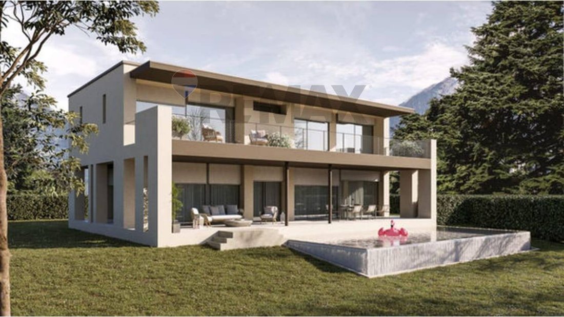 Villa in Menaggio, Lombardei, Italien 2 - 19127730