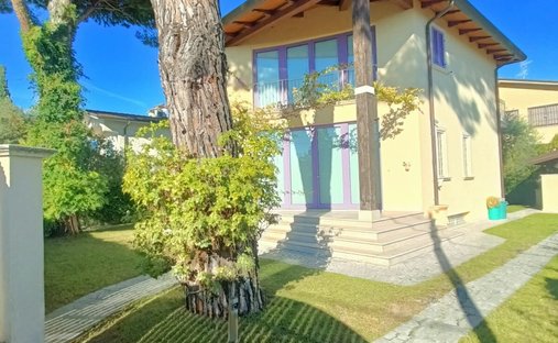 Villa à Pietrasanta, Toscane, Italie 1