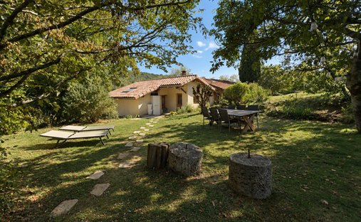 Casa a Charmes-sur-l'Herbasse, Auvergne-Rodano-Alpi, Francia 1