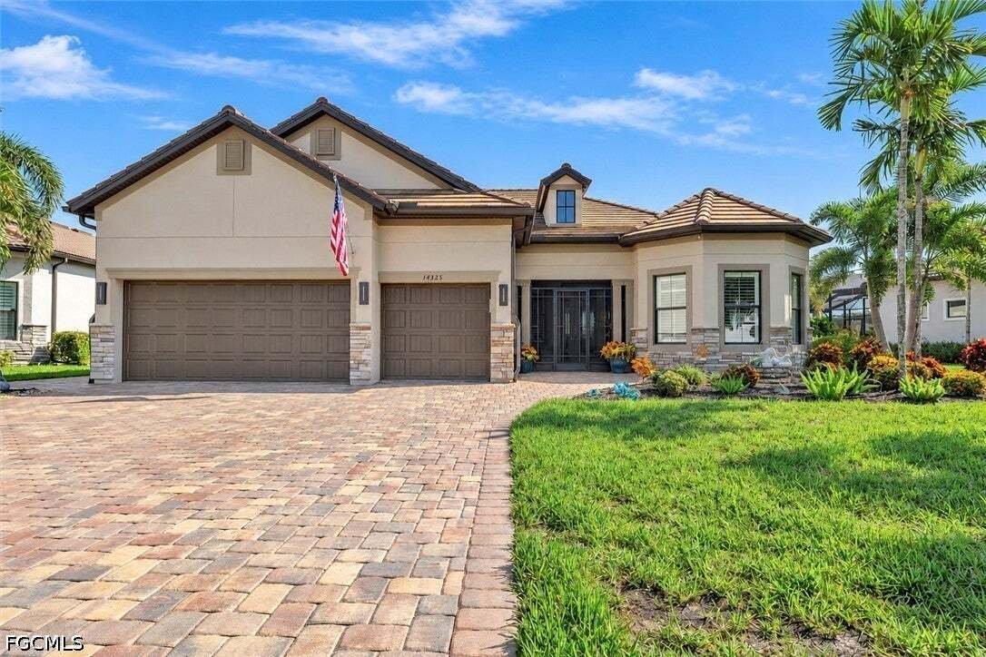 Casa en Estero, Florida, Estados Unidos 2 - 19121408