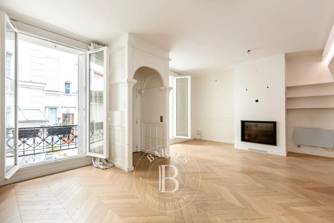 Apartment in Batignolles-Cardinet, Paris 17e Arrondissement, Paris 4 - 19125573