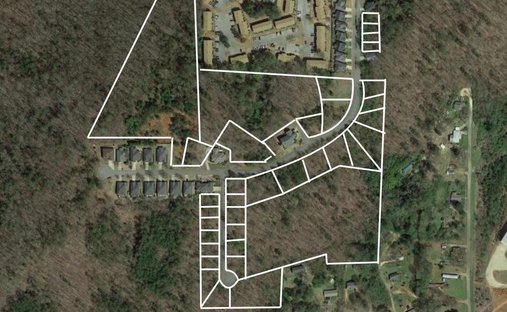 Land in Oxford, Alabama, Vereinigte Staaten 1