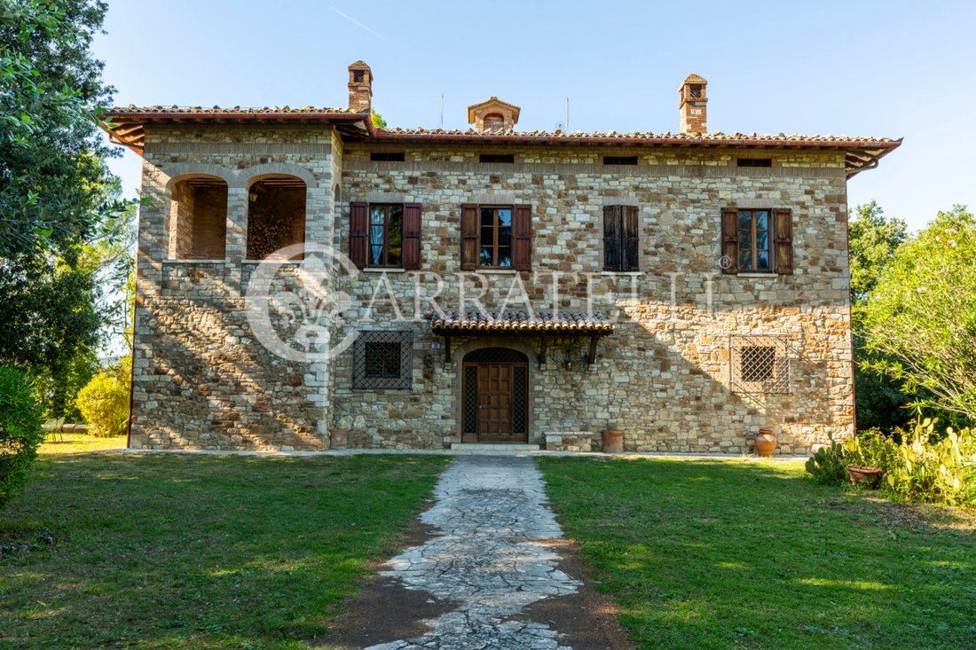 Villa in Todi, Umbria, Italy 4 - 19125085