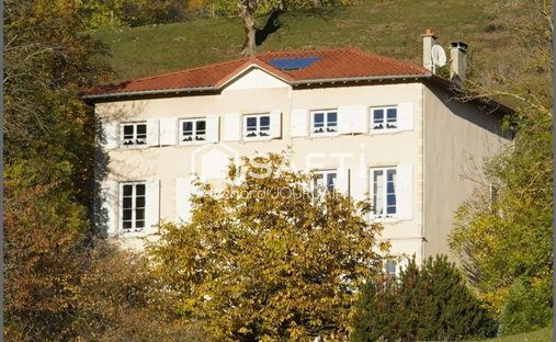 Haus in Saint-Germain-Laprade, Auvergne-Rhone-Alpen, Frankreich 1