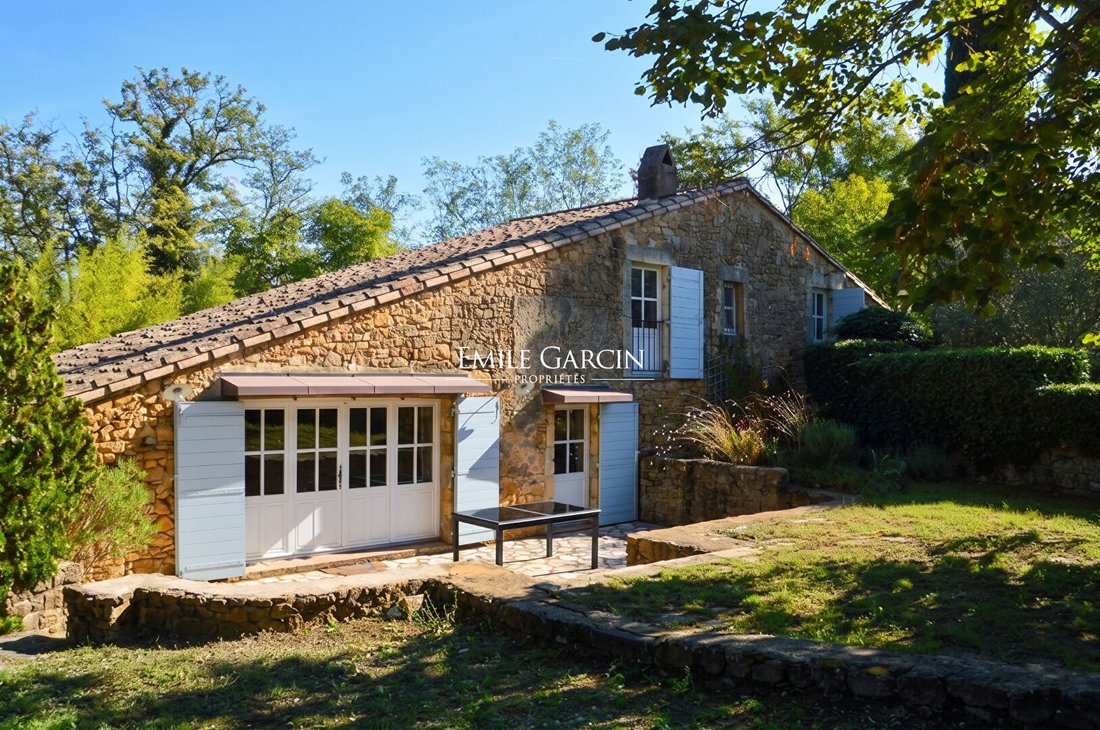 Villa en Uzès, Occitania, Francia 1 - 18864379