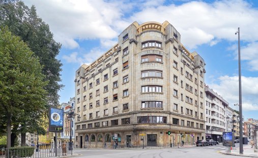 Apartment in Centro y casco historico, Oviedo, Spain 1