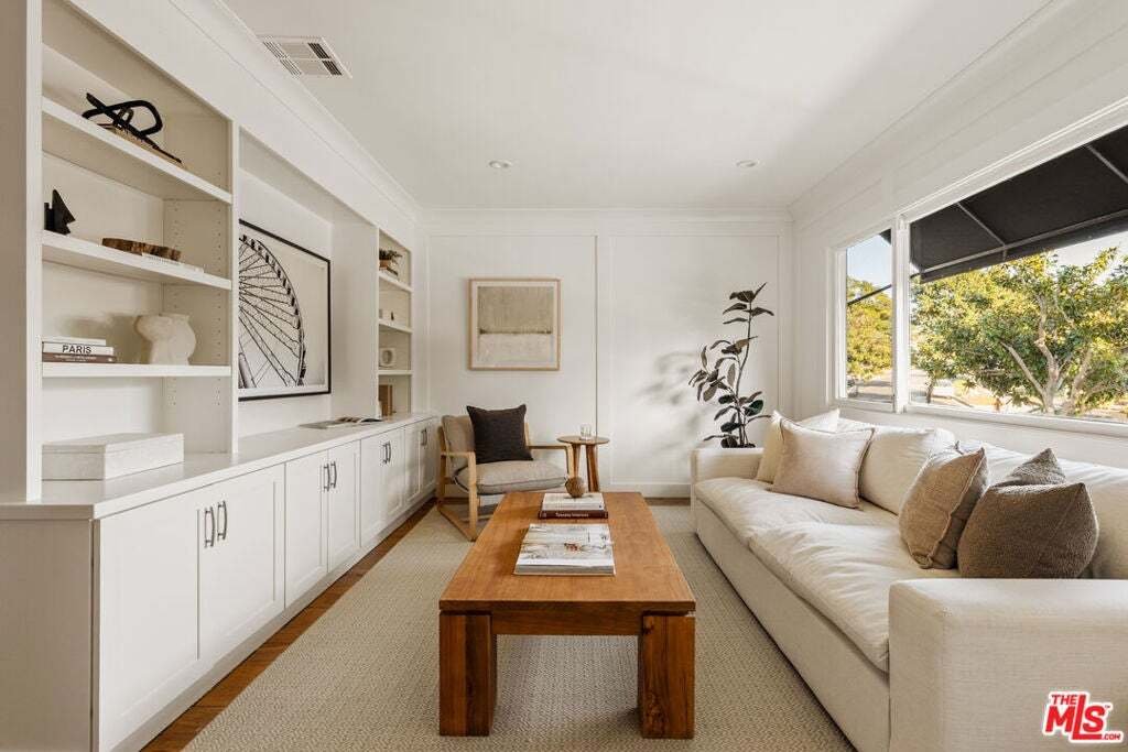 House in Los Angeles, California, United States 2 - 19128761