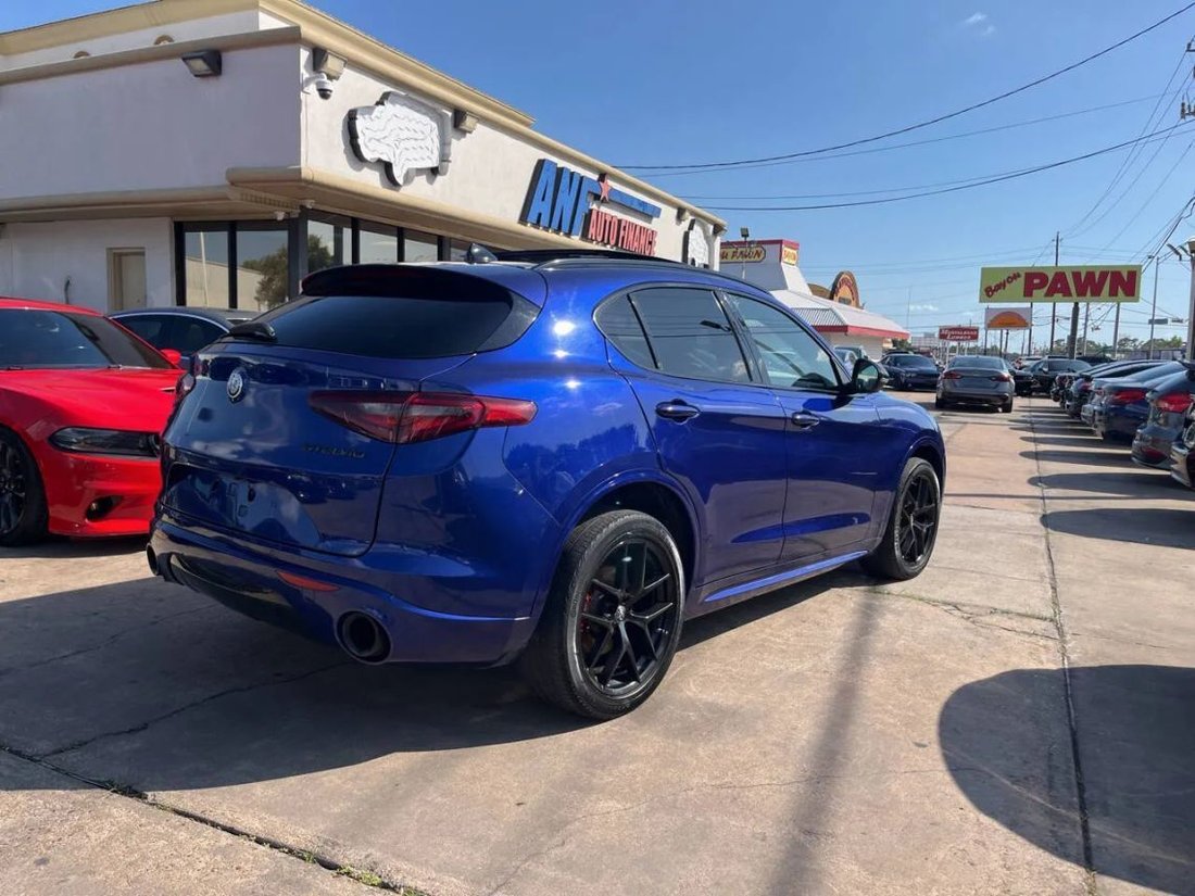 Suv in Houston, TX, United States 5 - 19127273