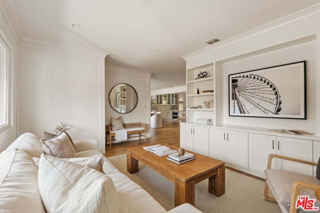 House in Los Angeles, California, United States 3 - 19128761