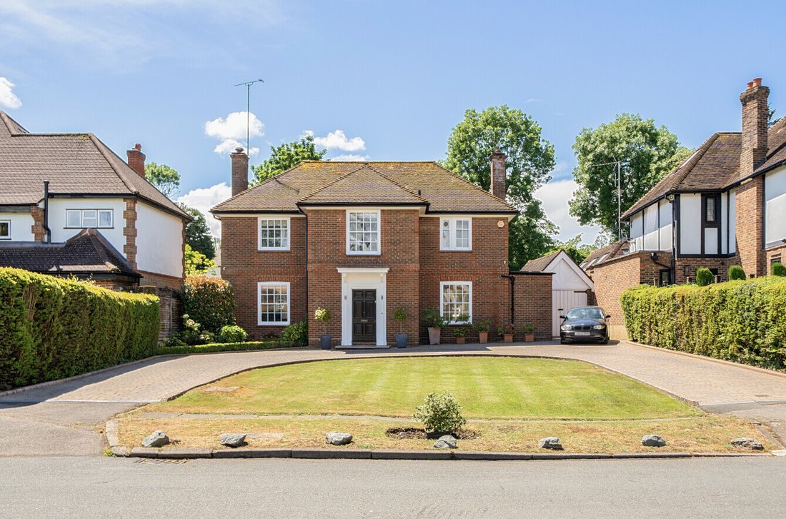 House in Barnet, England 1 - 19130869