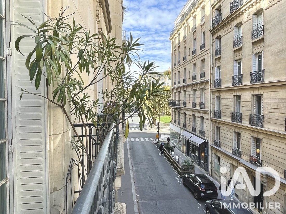 Apartment in Ecole Militaire, Paris 7e Arrondissement, Paris 1 - 19130133