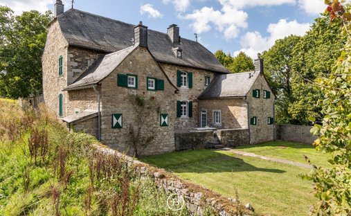 Haus in Eupen, Wallonische Region, Belgien 1