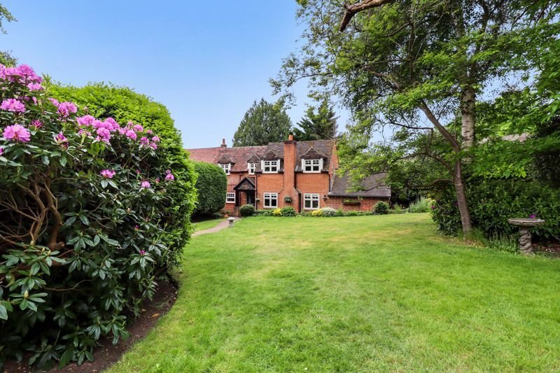Haus in Windlesham, England 1 - 19124506