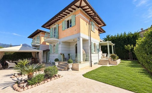 Villa in Pietrasanta, Toskana, Italien 1