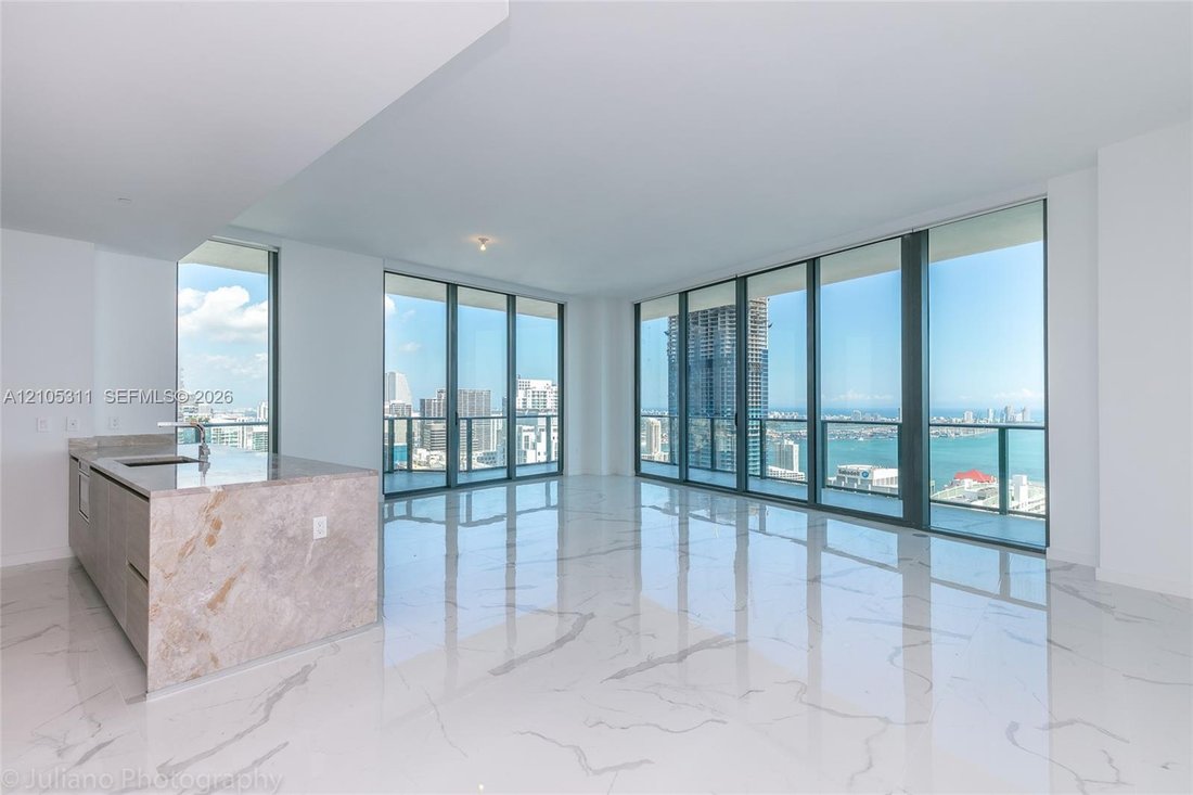 Condo in Miami, Florida, United States 1 - 19126247