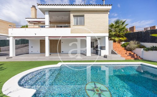 Villa in Caldes d’Estrac, Katalonien, Spanien 1