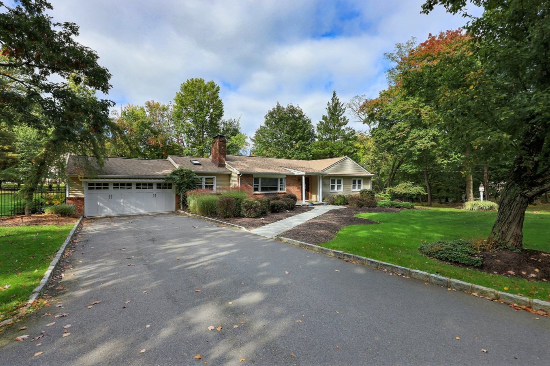 House in Warren, New Jersey, United States 2 - 19120633