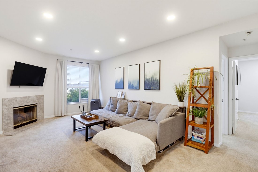 Condo in San Mateo, California, United States 1 - 19135983