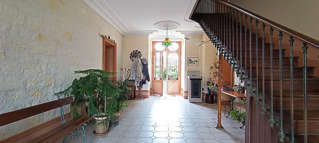Maison à Tesson, Nouvelle-Aquitaine, France 3 - 19129355