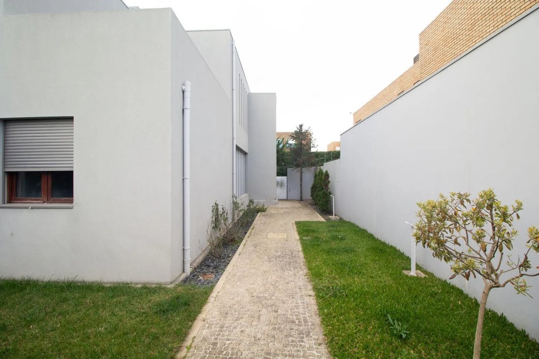 Casa en Matosinhos y Leca da Palmeira, Distrito de Oporto, Portugal 1 - 14948382