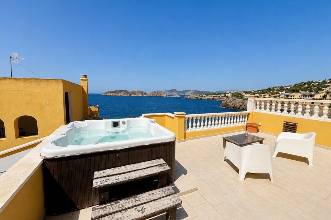 Penthouse in Rotes Velles, Calvia, Balearic Islands 2 - 19123486