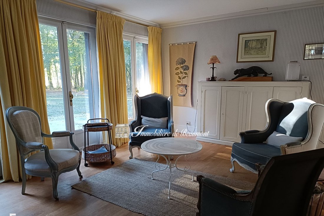 Villa in Beaumont-le-Roger, Normandie, Frankreich 2 - 19131059