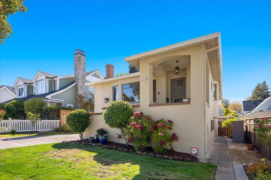House in Burlingame, California, United States 2 - 19128658