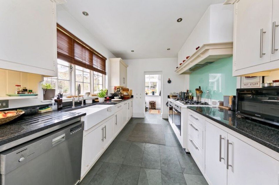 House in East Molesey, Elmbridge, England 5 - 19128453