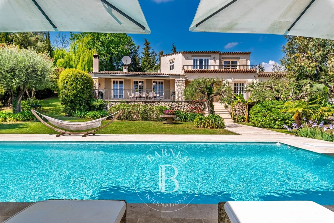 Villa en Nord, Roquefort-les-Pins, Francia 3 - 17803553